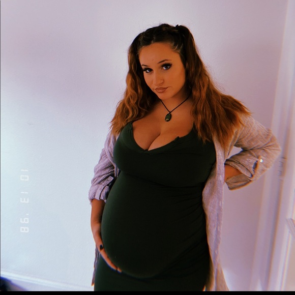 BODYCON OLIVE DRESS 🌿🍃 - Picture 5 of 6